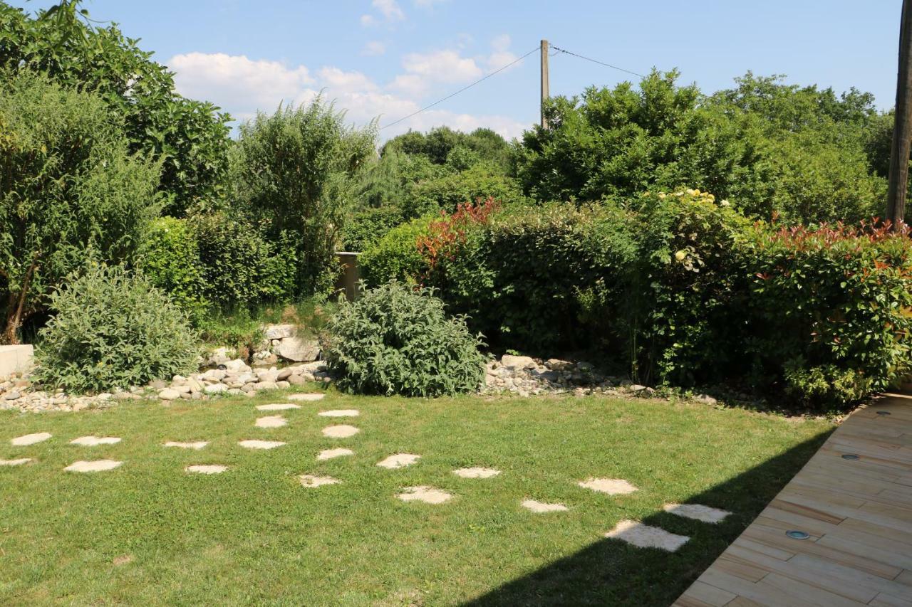 Charmante Maison De Village Cucuron Kültér fotó